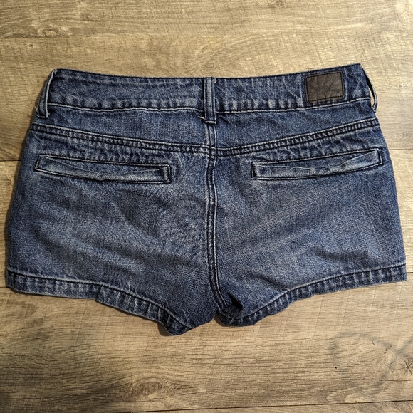 American Eagle Denim Shorts size 2 zipper front pockets CUTE! - Picture 8 of 9